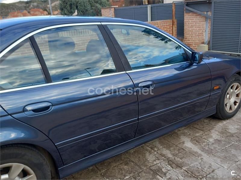 Usado BMW 520 170 CV (125 kW) 2002 Azul Berlina