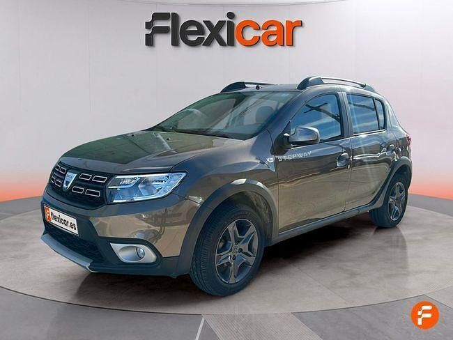 Usado Dacia Sandero Stepway 90 CV (66 kW) 2017 Gris