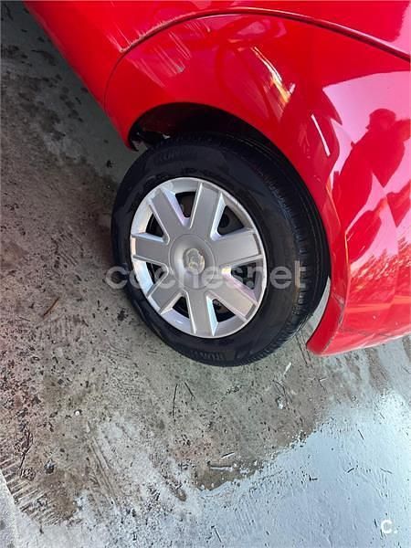 Używany Ford Ka 70 KM (51 kW) 2006 Czerwony Hatchback