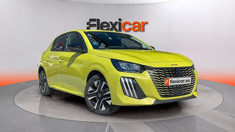 Usado Peugeot 208 Allure 110 CV (80 kW) 2025 Amarillo Utilitario