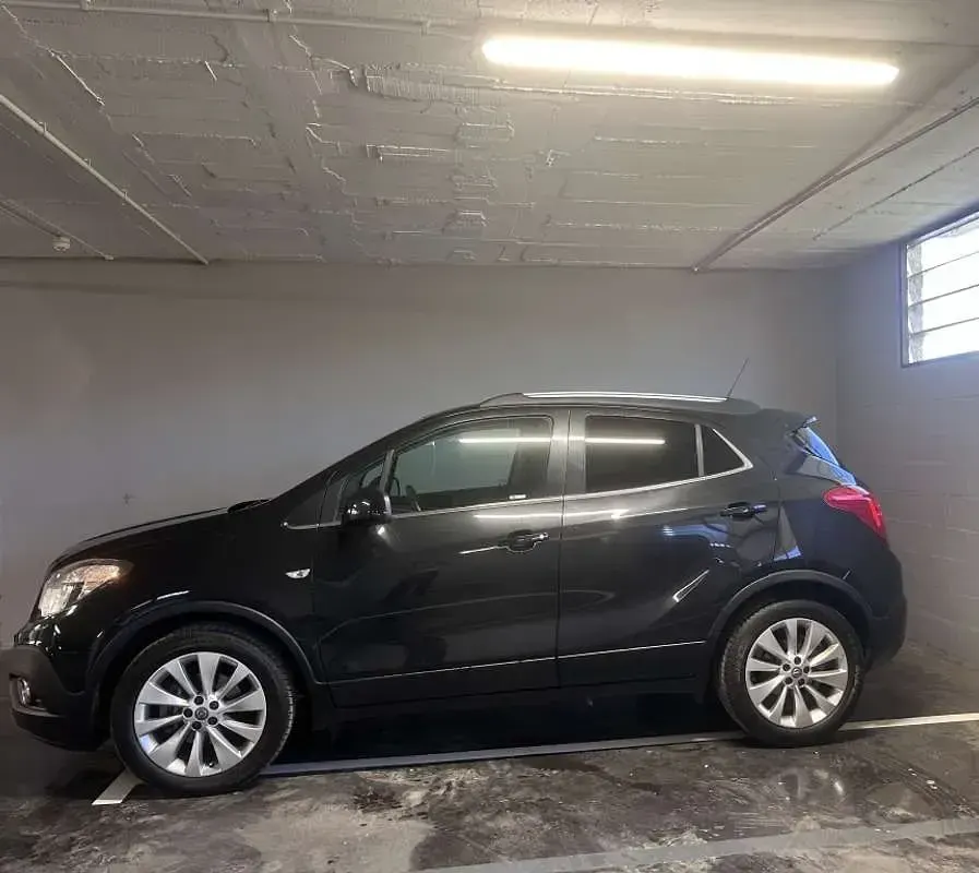 Usado Opel Mokka Selective 136 CV (100 kW) 2016 Negro SUV