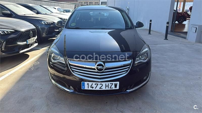 Negro Usado 2014 Opel Insignia Business Berlina | 5999 € (Precio justo) - Imagen 1/4
