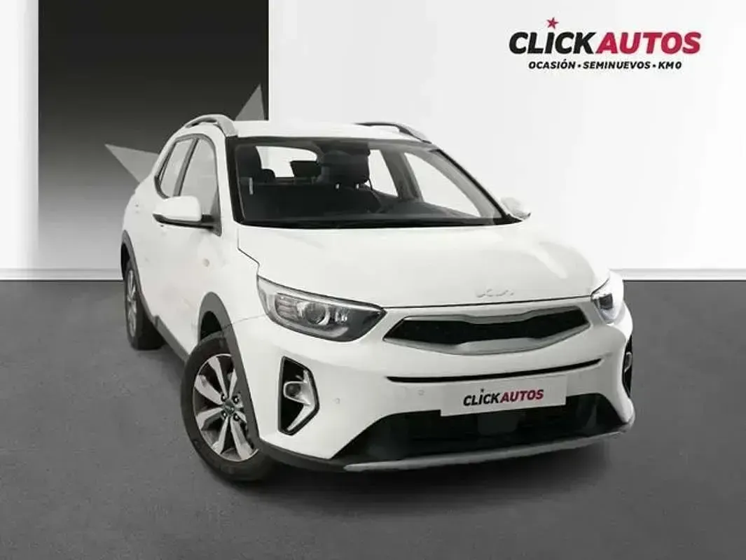 Usado Kia Stonic Active 101 CV (74 kW) 2025 Blanco SUV
