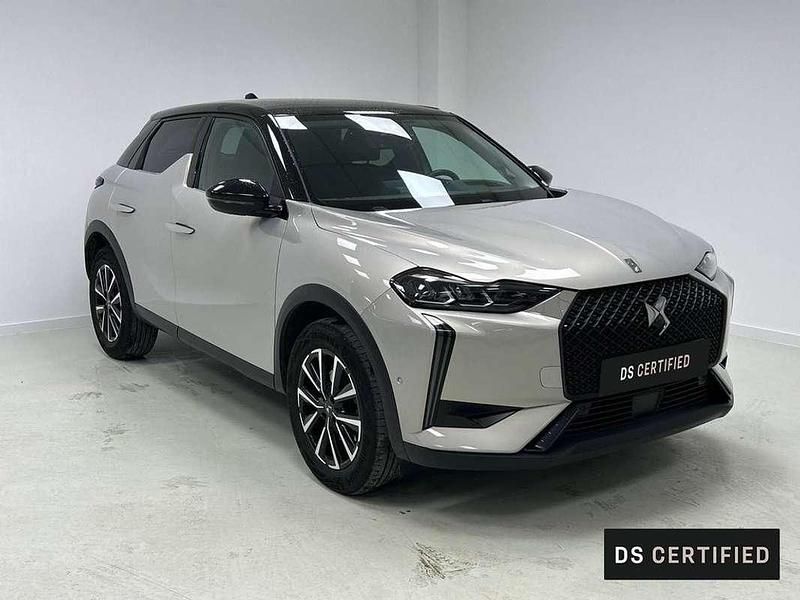 Usado DS Automobiles DS3 Crossback Bastille 131 CV (96 kW) 2024 Gris SUV