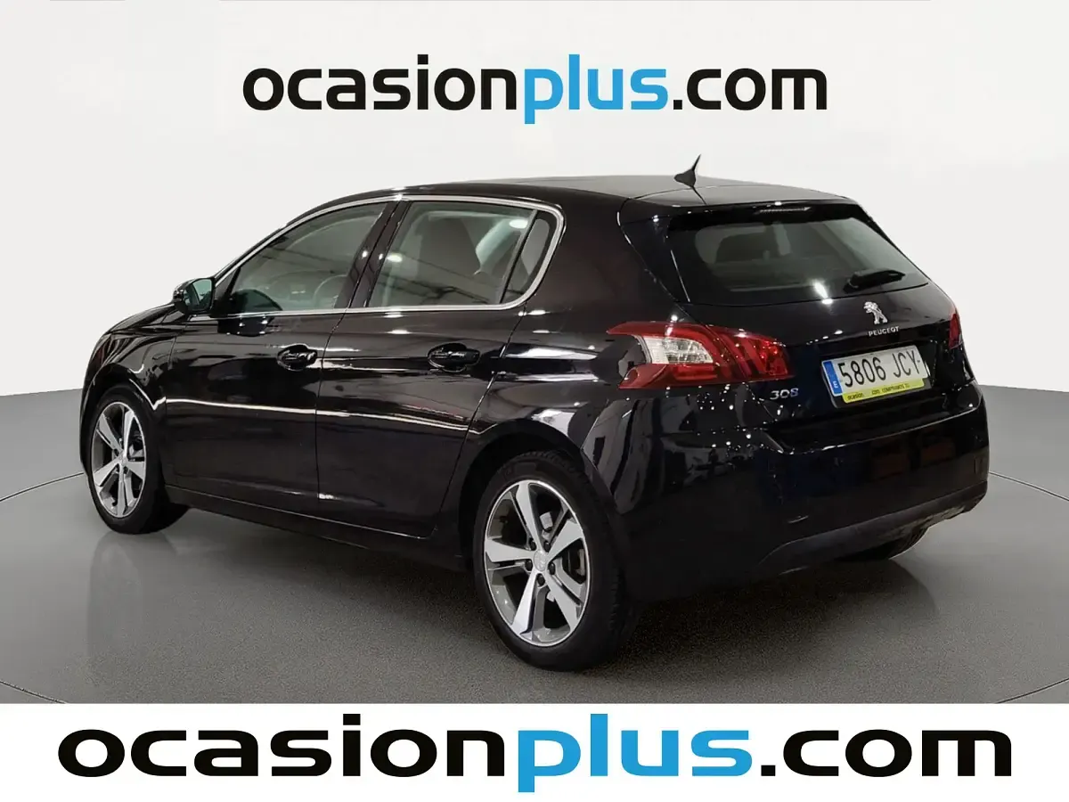 Usado Peugeot 308 Allure 131 CV (96 kW) 2015 Negro Utilitario