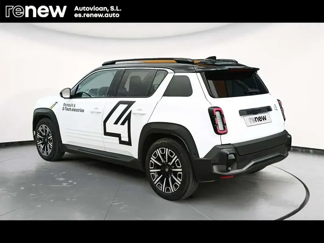 Usado Renault 4 E-Tech Iconic 110 kW (150 CV) 2025 Blanco SUV