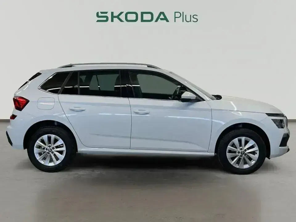 Usado Skoda Kamiq Selection 116 CV (85 kW) 2025 Blanco SUV