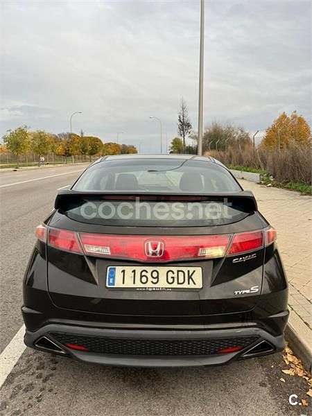 Usado Honda Civic Type S 140 CV (102 kW) 2008 Negro Berlina
