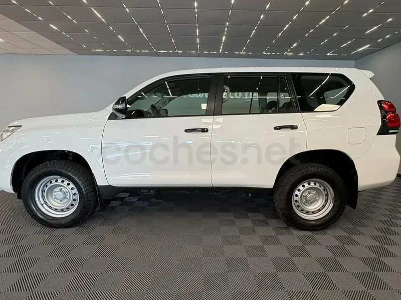Usado Toyota Land Cruiser 177 CV (130 kW) 2019 Blanco SUV