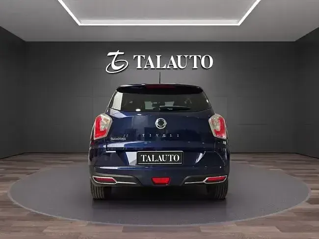 Usado SsangYong Tivoli Limited 128 CV (94 kW) 2019 Azul SUV