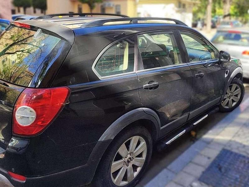 Usado Chevrolet Captiva LS 150 CV (110 kW) 2007 Negro SUV