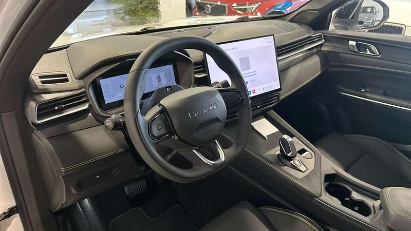 Usado Lynk & Co 01 280 CV (205 kW) 2025 Blanco SUV