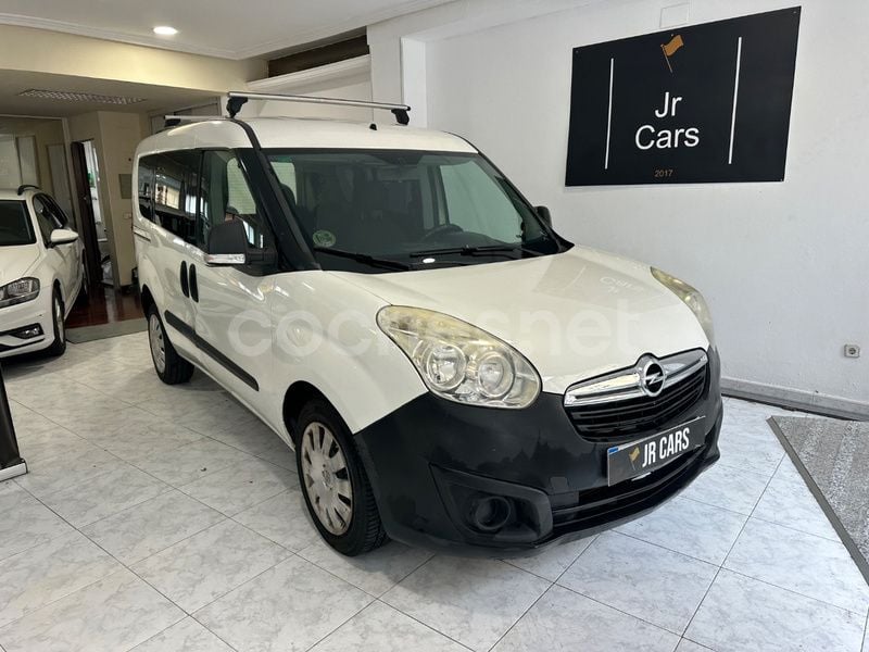 Blanco Usado 2012 Opel Combo Expression Monovolumen | 6290 € (Precio justo) - Imagen 1/4