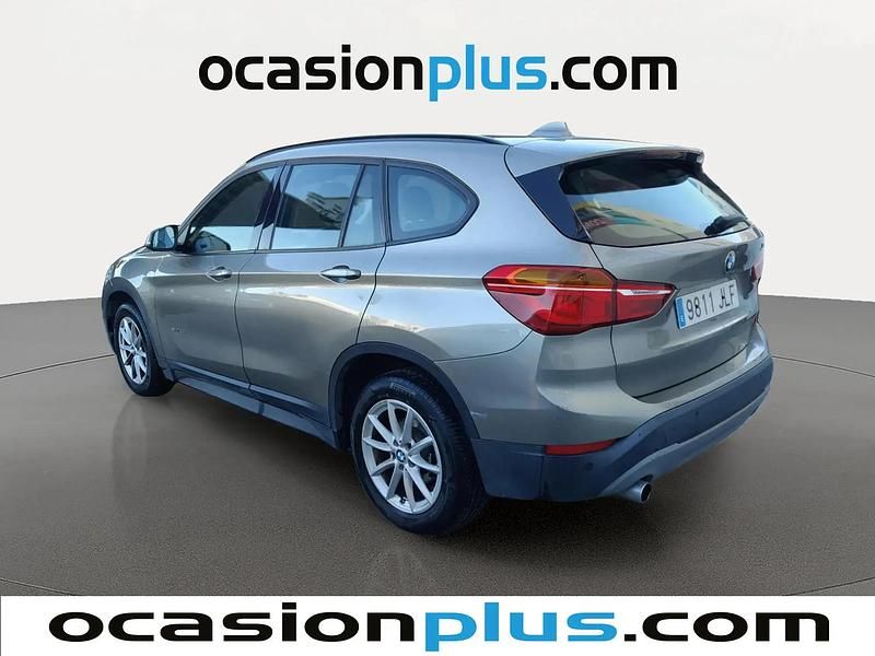 Używany BMW X1 150 KM (110 kW) 2016 Szary SUV