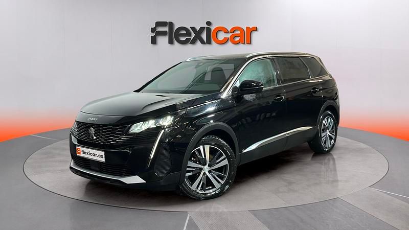 Usado Peugeot 5008 Allure 136 CV (100 kW) 2024 Negro SUV