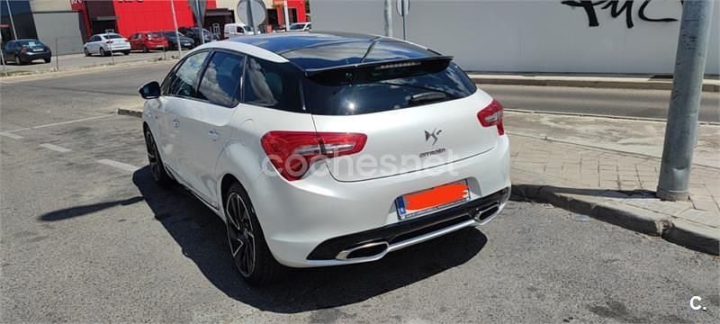 Usado Citroën DS5 200 CV (147 kW) 2012 Blanco Utilitario