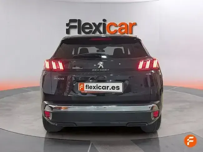 Usado Peugeot 3008 GT 130 CV (95 kW) 2024 Negro SUV