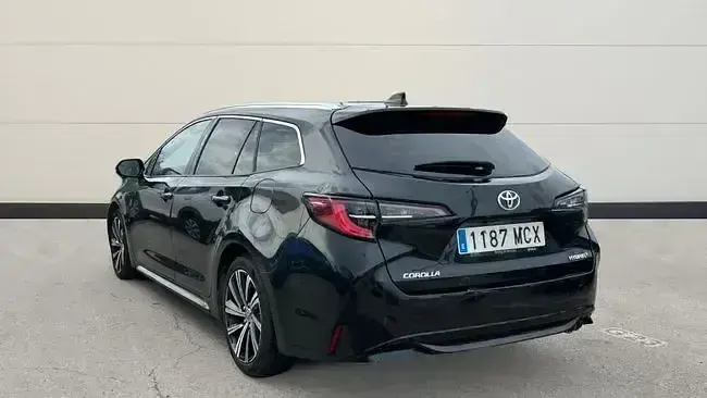 Usado Toyota Corolla Style 180 CV (132 kW) 2022 Negro Familiar