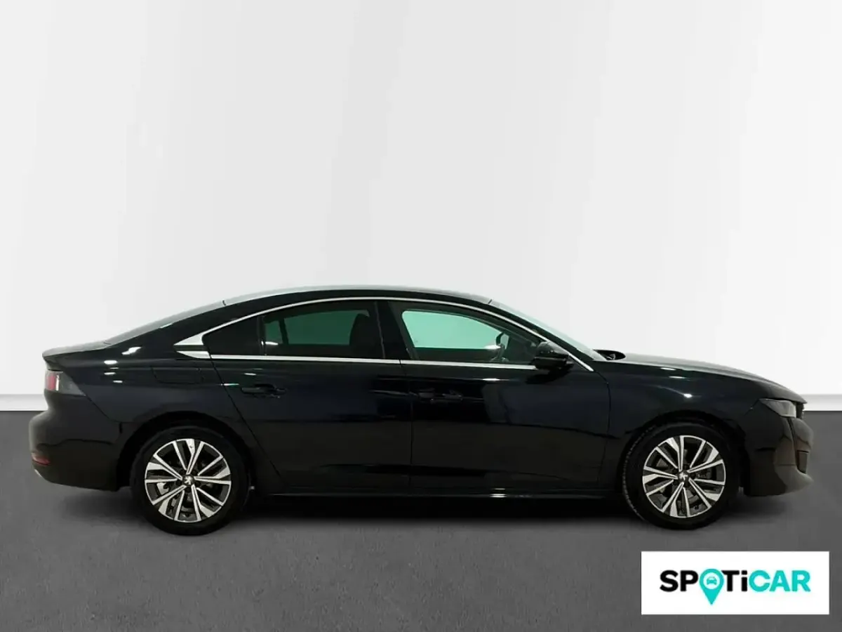 Usado Peugeot 508 Allure 130 CV (95 kW) 2021 Negro Berlina