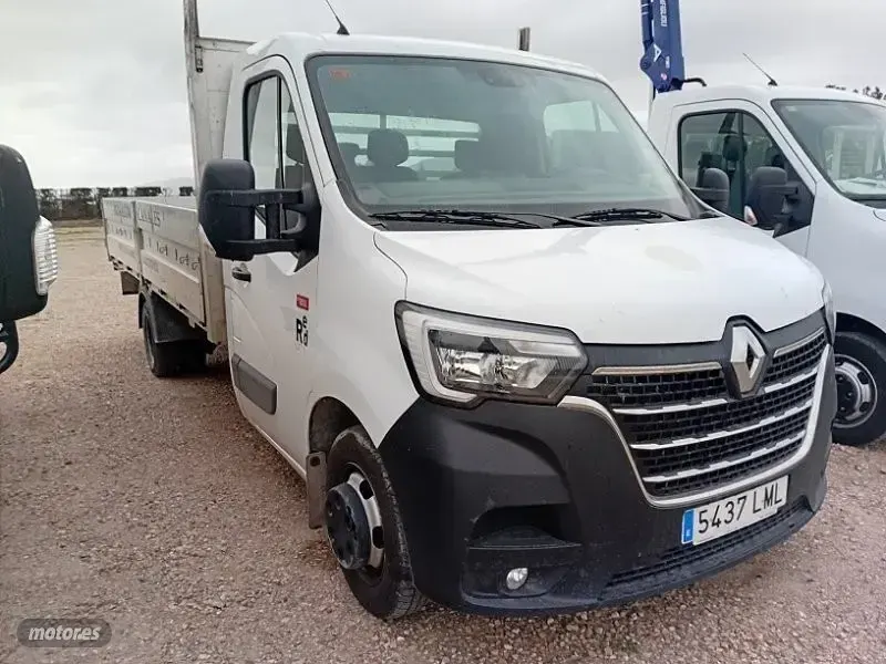 Usado Renault Master 165 CV (121 kW) 2021 Blanco Monovolumen