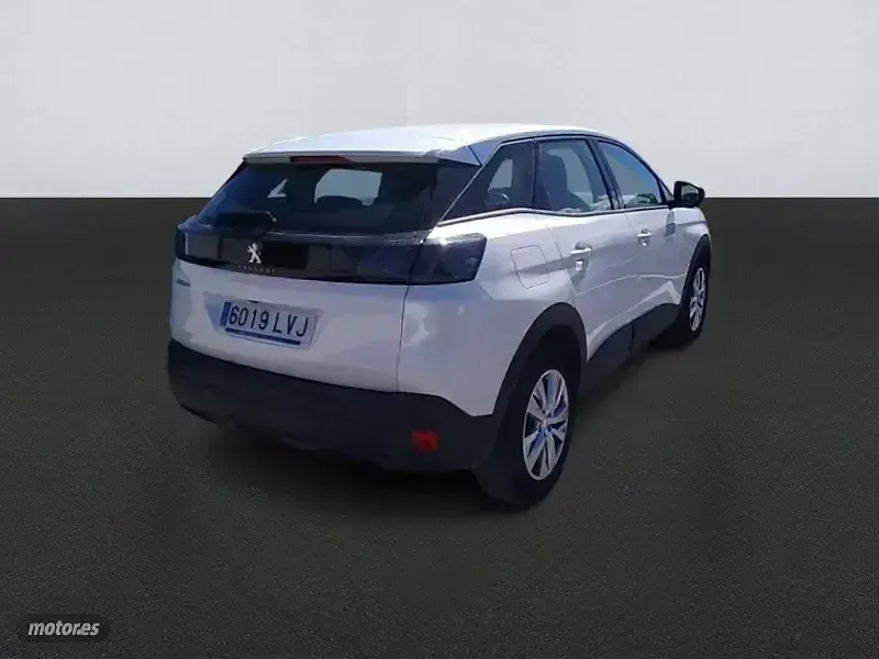 Usado Peugeot 3008 Active 130 CV (95 kW) 2021 Blanco SUV