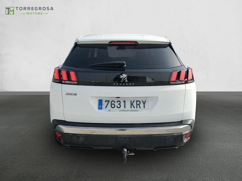 Usado Peugeot 3008 Active 130 CV (95 kW) 2018 Blanco SUV