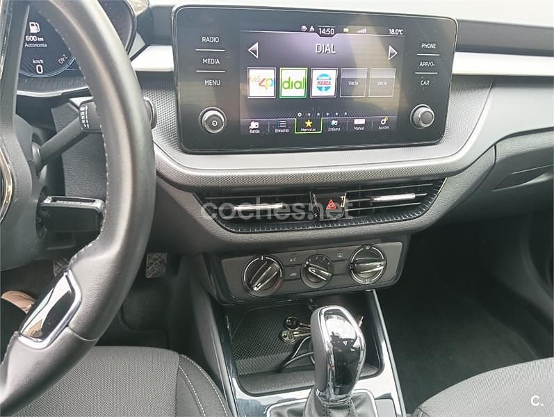 Usado Skoda Fabia Ambition 110 CV (80 kW) 2023 Gris / plata Utilitario