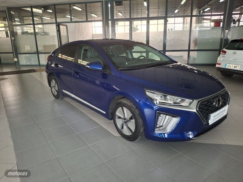 Usado Hyundai Ioniq 141 CV (103 kW) 2022 Azul Utilitario