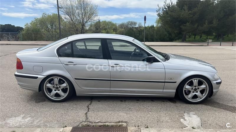 Usado BMW 325 192 CV (141 kW) 2001 Gris / plata Berlina