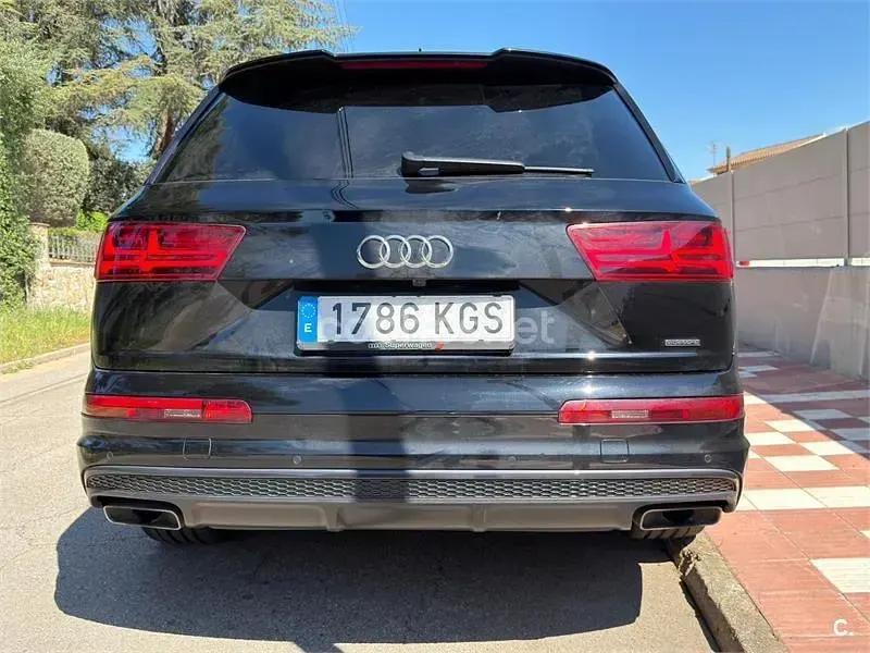 Usado Audi Q7 272 CV (200 kW) 2018 Negro SUV