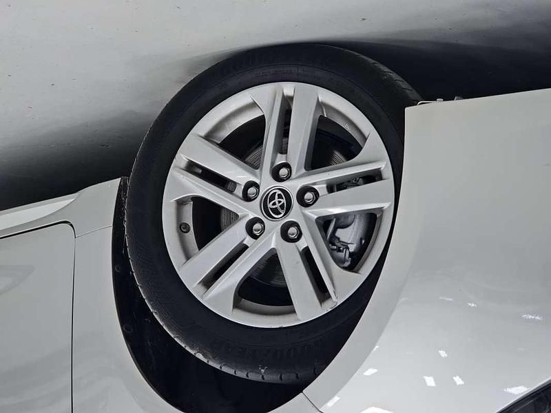 Usado Toyota Corolla Active 122 CV (89 kW) 2019 Gris Utilitario