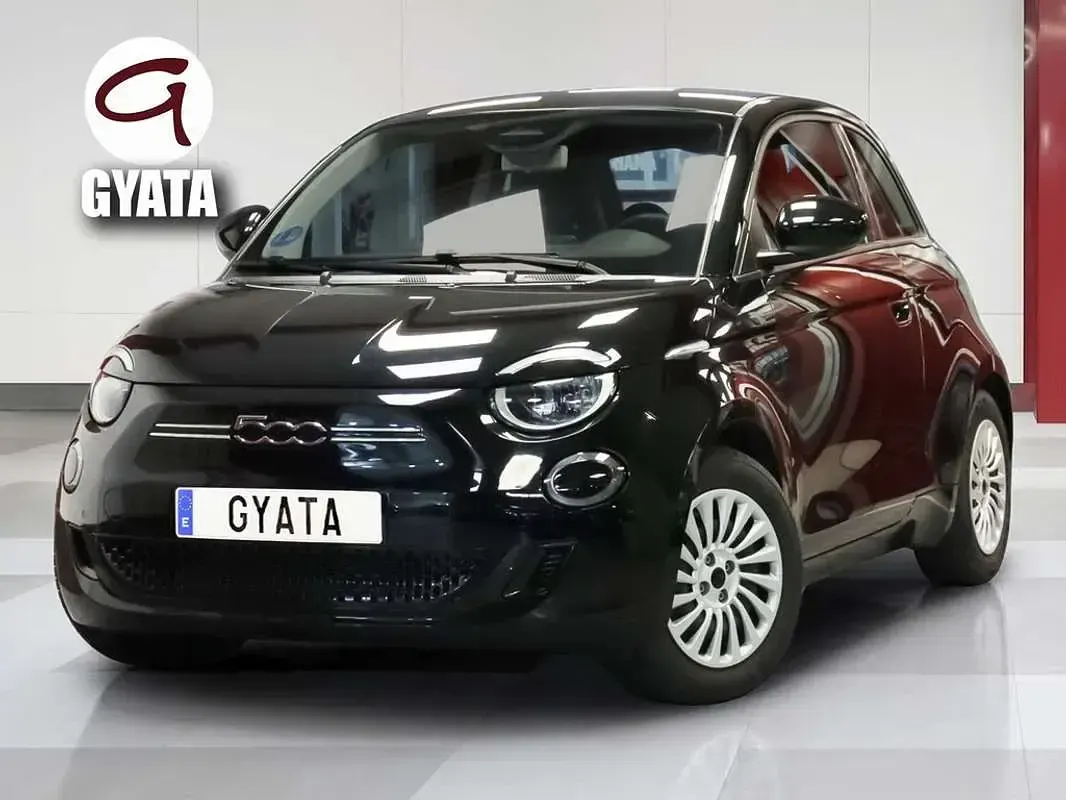 Usado Fiat 500e Icon 86 kW (118 CV) 2023 Negro Utilitario