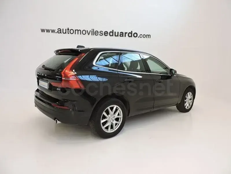 Usado Volvo XC60 Momentum 197 CV (144 kW) 2021 Negro SUV