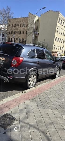 Usado Chevrolet Captiva 150 CV (110 kW) 2008 Azul SUV