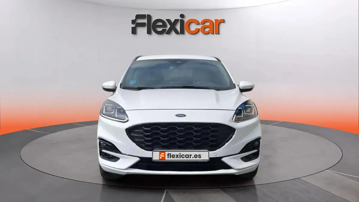 Usado Ford Kuga ST-Line 120 CV (88 kW) 2022 Blanco SUV
