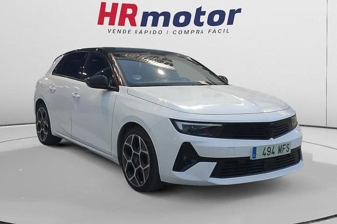 Usado Opel Astra GS Line 130 CV (95 kW) 2023