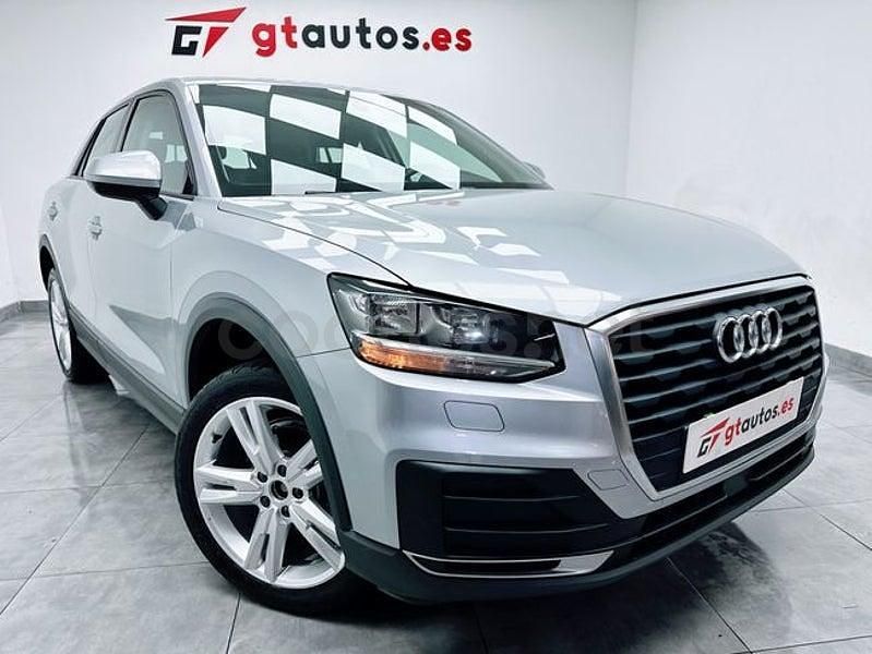Usado Audi Q2 Advanced Plus 116 CV (85 kW) 2019 Gris / plata SUV