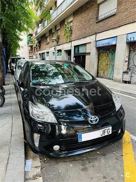 Negro Usado 2015 Toyota Prius Advance Utilitario | 5700 € (Super precio) - Imagen 1/1