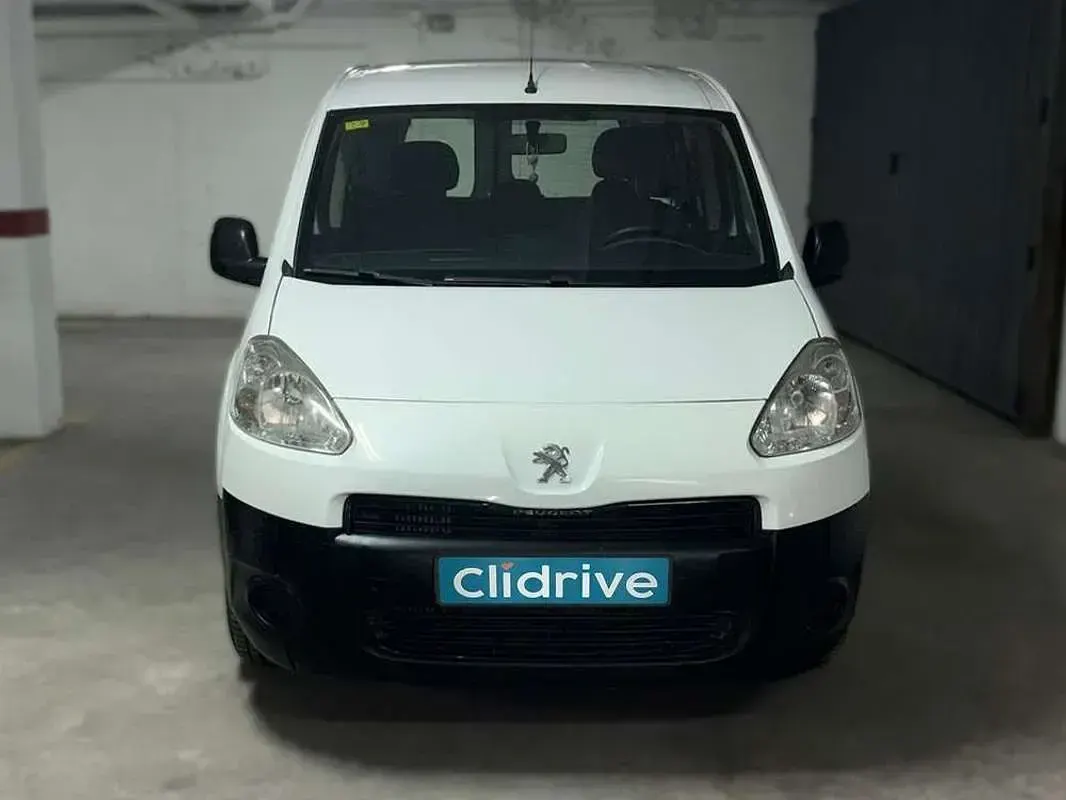 Usado Peugeot TePee Access 92 CV (67 kW) 2014 Blanco Van