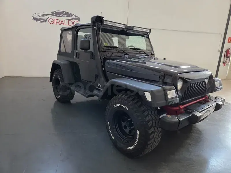 Usado Jeep Wrangler 143 CV (105 kW) 2006 Negro SUV