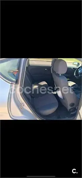 Usado Seat Leon Ecomotive 105 CV (77 kW) 2010 Gris / plata Utilitario