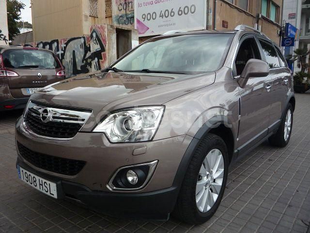 Usado Opel Antara Selective 163 CV (119 kW) 2013 Marrón SUV