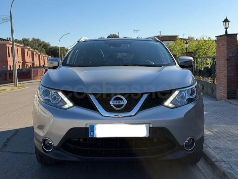 Usado Nissan Qashqai Black Edition 130 CV (95 kW) 2017 Gris / plata SUV