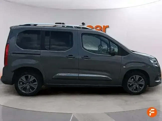 Usado Toyota Proace Verso Active 131 CV (96 kW) 2021 Marrón Familiar