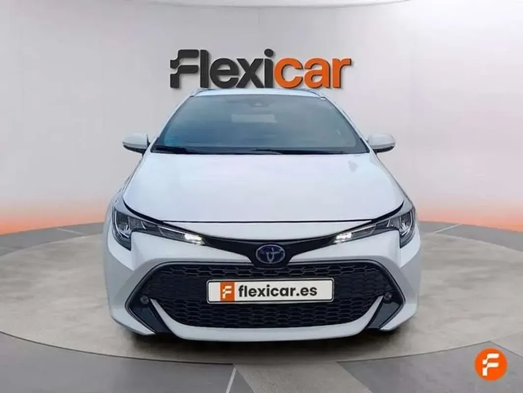 Begagnad Toyota Corolla Active 122 HK (89 kW) 2021 Vit Kombi
