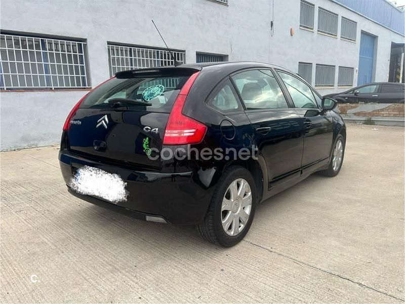Usado Citroën C4 110 CV (80 kW) 2010 Negro Berlina