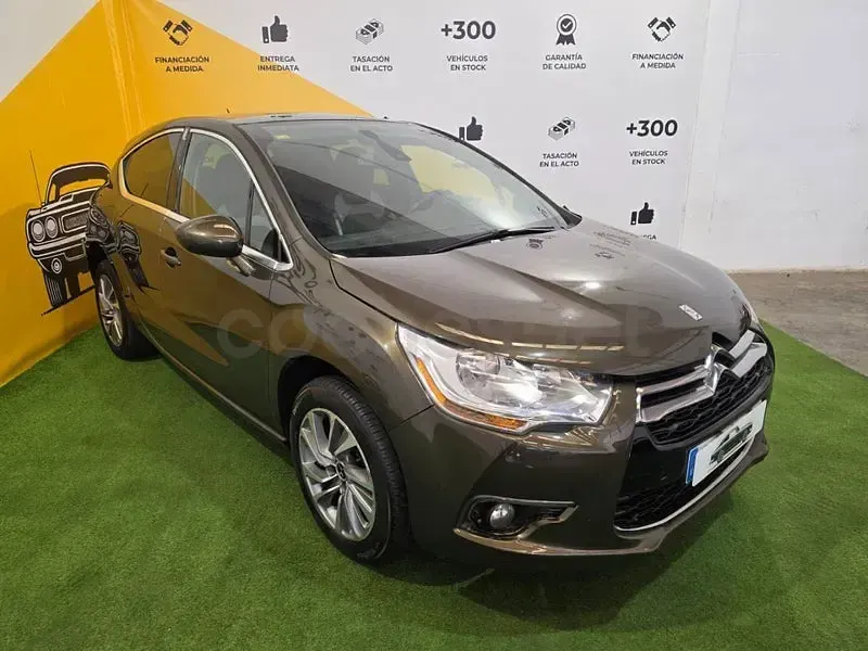 Usado DS Automobiles DS4 Crossback Style 120 CV (88 kW) 2015 Marrón SUV