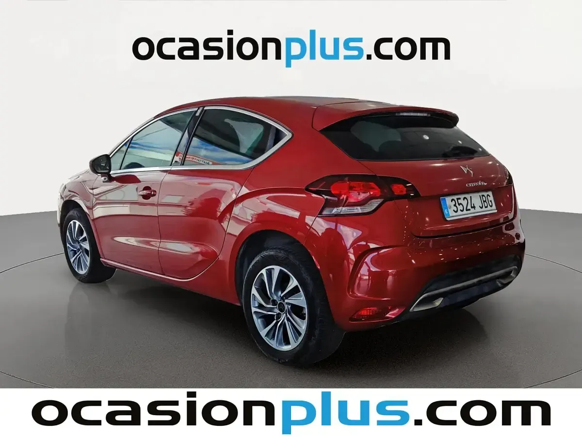 Usado Citroën DS4 Style 120 CV (88 kW) 2014 Rojo Utilitario