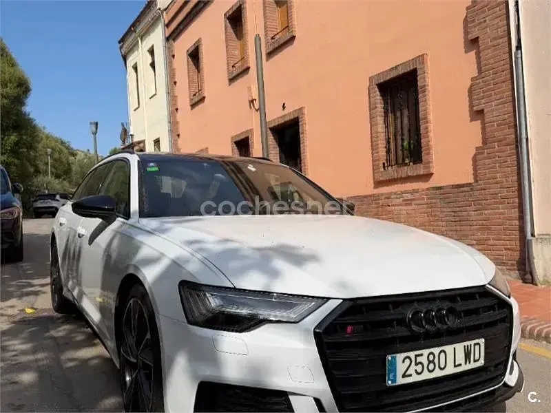 Usado Audi A6 350 CV (257 kW) 2022 Blanco Familiar