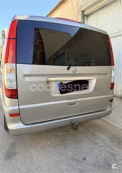 Usado Mercedes Viano 116 CV (85 kW) 2008 Gris / plata Monovolumen